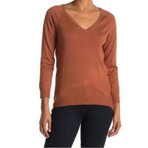 Cyrus V Neck Sweater NWOT‎